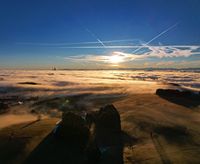 Sonnenaufgang im Nebel